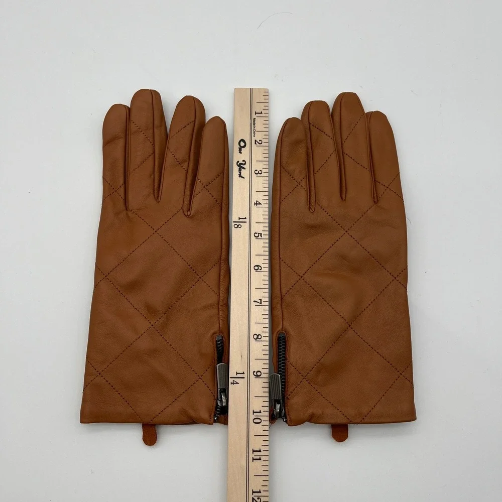 Chico's Gloves Women L/G Brown Leather Quilted Tech Friendly Zippered Moto Style
